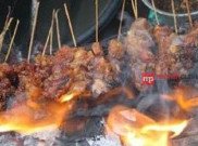 Sate Kere Bu Suwarni Digemari Berbagai Kalangan di Yogyakarta
