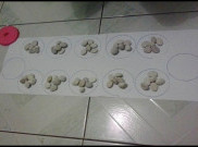 Lebih Asyik Main Dakon Dibanding Main Gadget