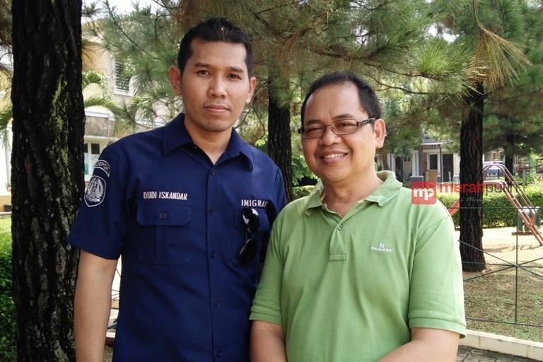 Petugas Imigrasi Gelar Razia di Kawasan Elit Cimanggis