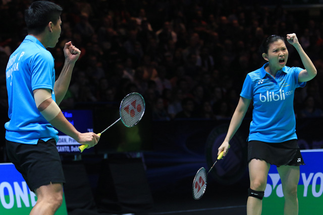 Praveen/Debby Lolos Semifinal