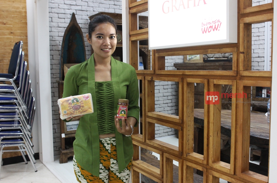 Sambal Dapoer Iteung, Pedasnya Bisa Diadu