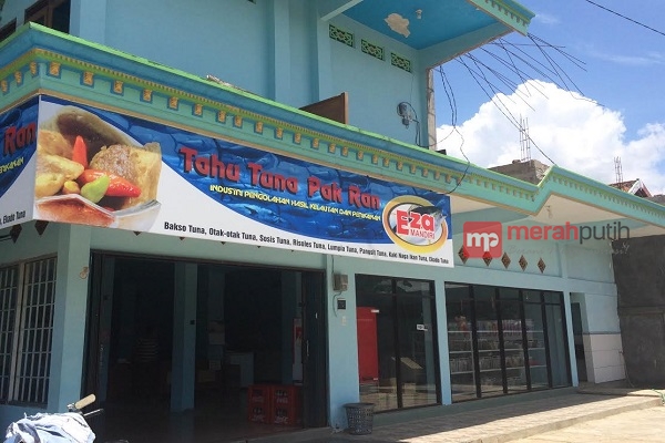 Populer di Pacitan, Kios Tahu Tuna Pak Ran Kerap Dikunjungi Wisatawan Asing