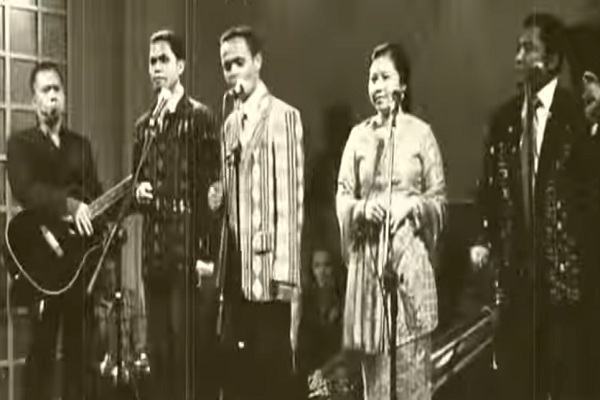 Anak Beranjak Dewasa dalam Lagu Maluku Ayo Mama