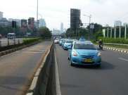Daftar Aksi Demo Sopir Taksi dari Bekasi ke Jakarta Tolak Uber dan Grab