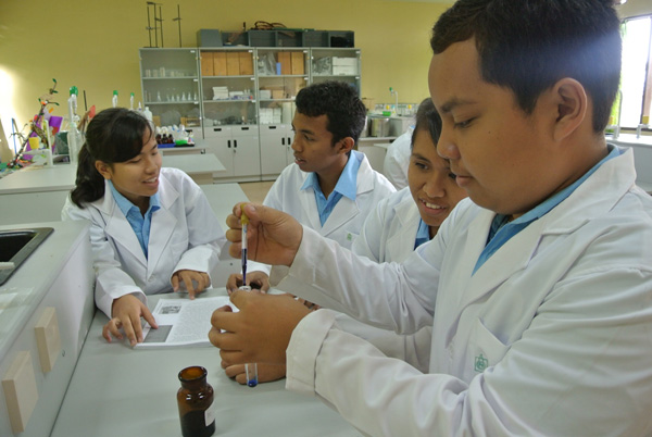10 Siswa Indonesia dan NASA Meneliti Pertumbuhan Tempe dan Ragi di Luar Angkasa