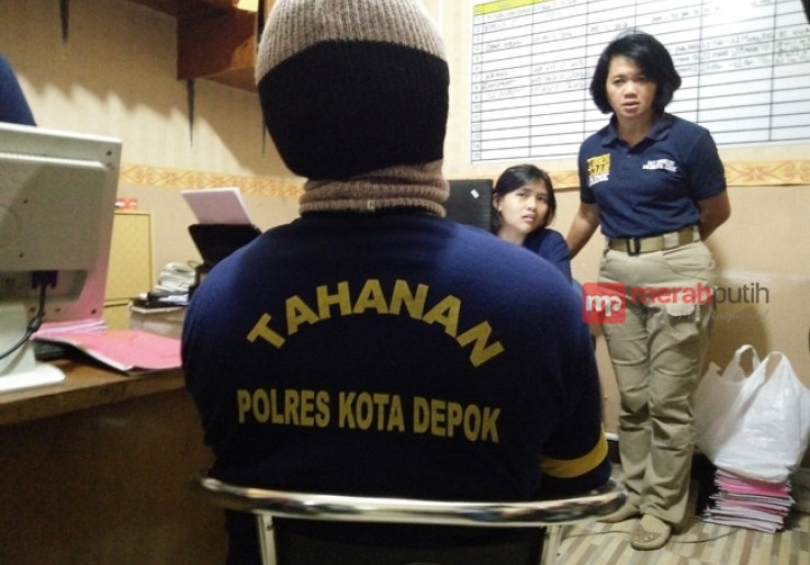 Cemburu, Motif JW Cangkul Istri dan Mertua 