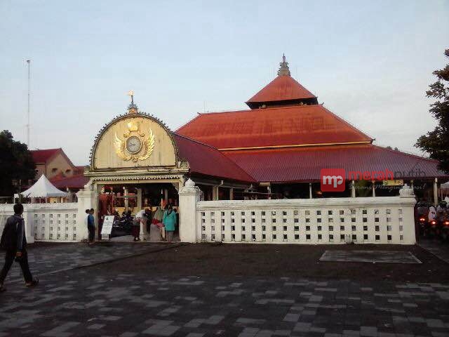 Wisata Religi di Masjid Kauman Yogyakarta