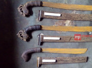 Jawara Banten Tak Sembarangan Pilih Golok, Ini Teknik Memilihnya