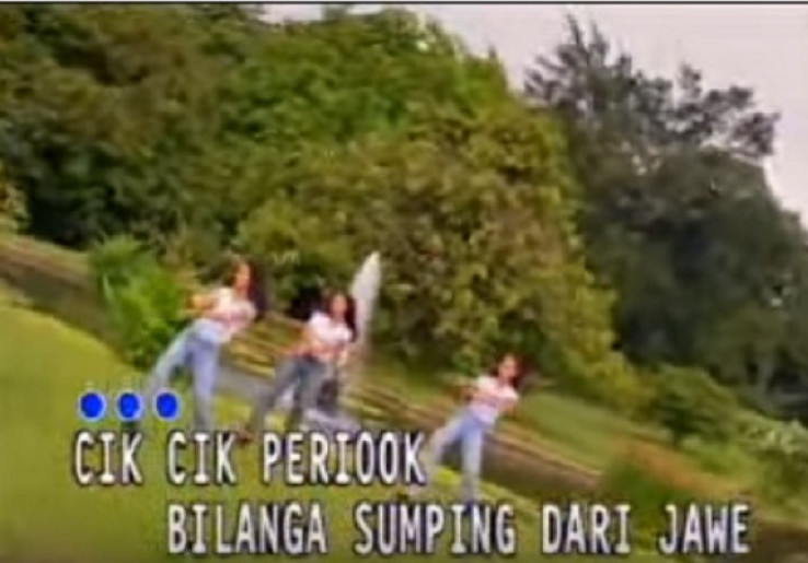 Lagu Cik Cik Periuk, Gambaran Sosial Masyarakat Kalbar Dahulu