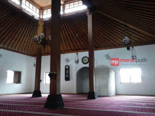 Masjid Patok Negoro Jadi Bangunan Bersejarah Destinasi Wisata Religi