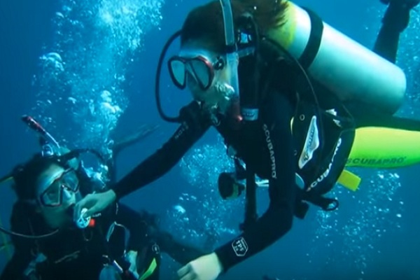 Miss Scuba Ajak Masyarakat Jaga Keseimbangan Laut