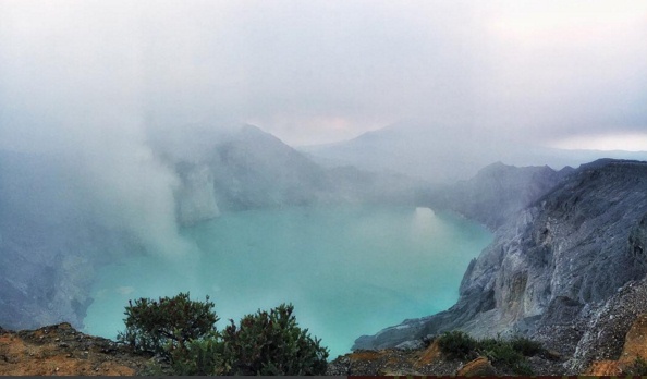Nikmati Liburan Tak Terlupakan di Kawah Ijen Banyuwangi