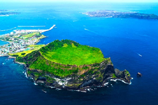 Pulau Jeju Korea Selatan Jadi Incaran Wisatawan Indonesia