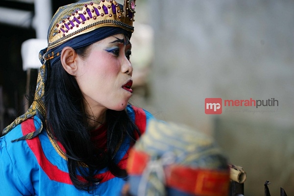 Rukmini, Penari Jalanan Jaran Kepang Banyumasan