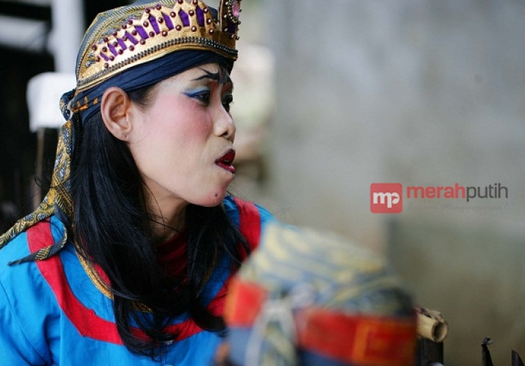 Rukmini, Penari Jalanan Jaran Kepang Banyumasan