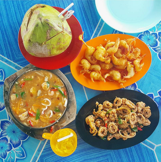 Makan Seafood Murah Meriah di Tanjung Piayu Batam