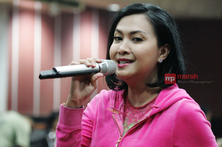 Sundari Sukontjo Jelang Konser Senandung Keroncong Indonesia