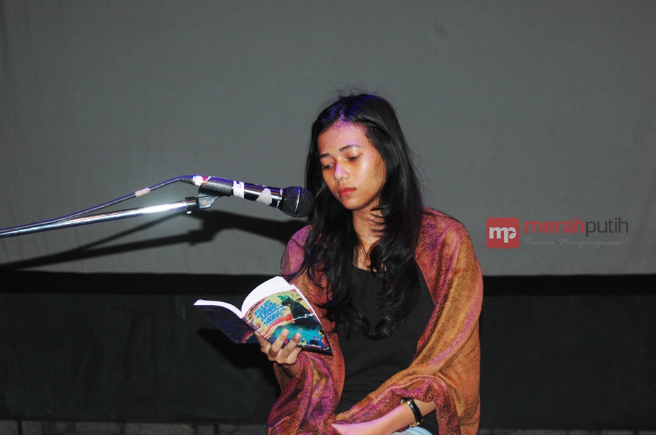 Maharani Khan Jade, Perempuan Penyair Muda dari Yogyakarta