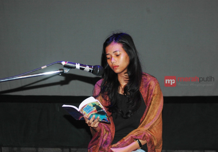 Maharani Khan Jade, Perempuan Penyair Muda dari Yogyakarta