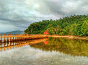 Pantai Carocok, Spot Favorit Melihat Sunset di Padang