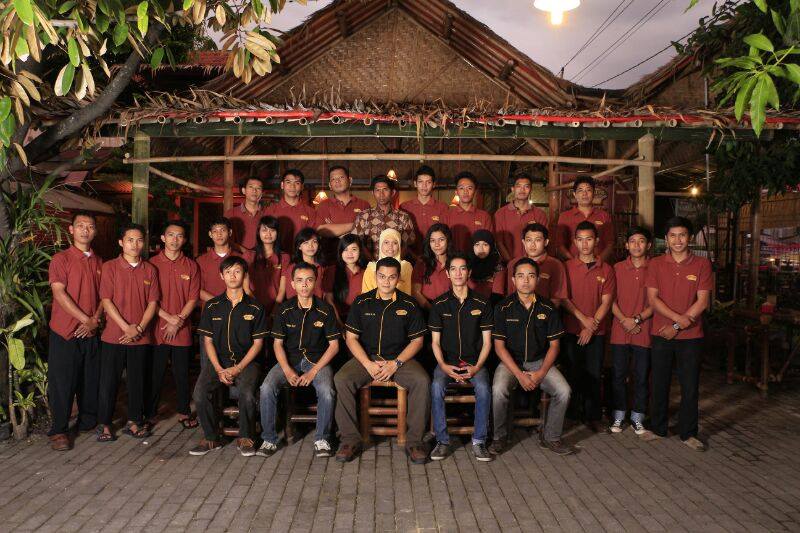 Dari Juara Kontes Enterpreneur Hadirlah Cafe Roti Van Java