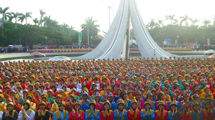 6600 Penari dalam Pertunjukan Tari Saman di HUT TMII Ke-41