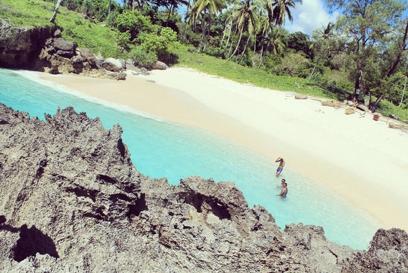 Pantai Mandorak, Pesona Surga Tersembunyi di NTT