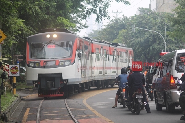 Bathara Kresna Tabrak Sepeda Motor Saat Hendak Menyebrang
