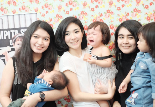 Netizen Dibuat Penasaran dengan Wajah Lucu Cucu Presiden Jokowi