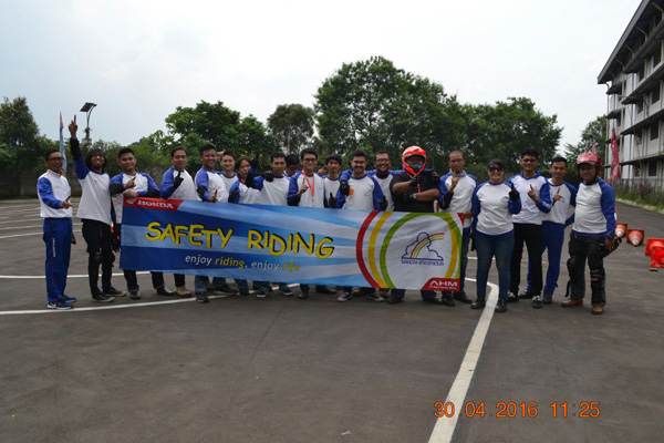 Honda Berikan Pelatihan Safety Riding Bagi Jurnalis