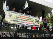 Demo Anti-Ahok di Depan KPK