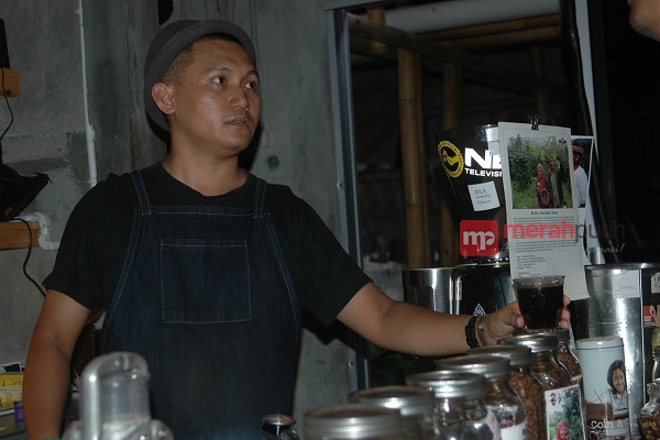 Klinik Kopi, Berawal dari Travelling hingga Bikin Kedai  Berjargon