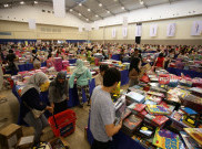 Berselancar di Pameran Buku Bertajuk