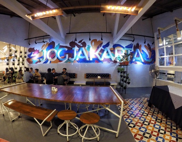 Lokal Resto, Tempat Nongkrong Paling Hits di Jogja