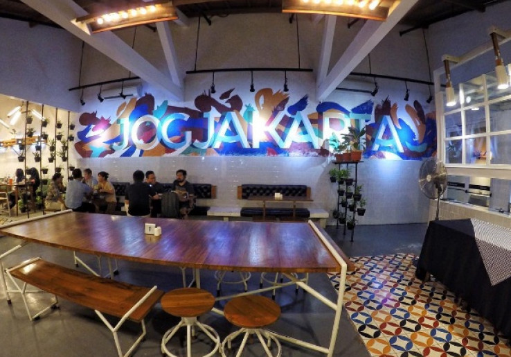 Lokal Resto, Tempat Nongkrong Paling Hits di Jogja