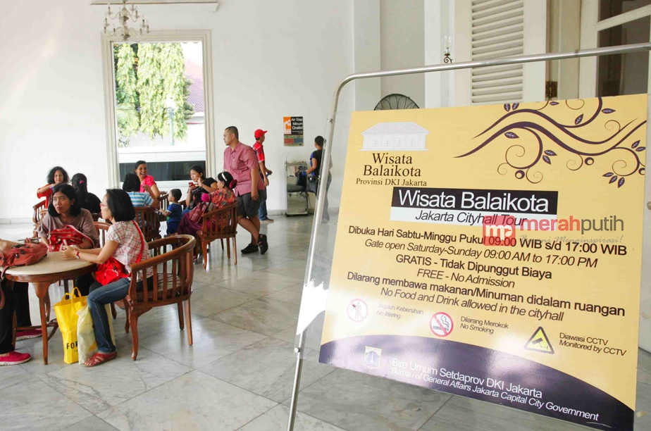 Wisata Balai Kota Jakarta