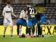 Dunia Sepakbola Berduka, Pemain Klub Rumania Meninggal Dunia di Lapangan