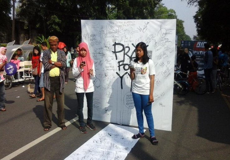 Di Solo, Solidaritas Untuk Yn Ditandai dengan Aksi Baca Puisi