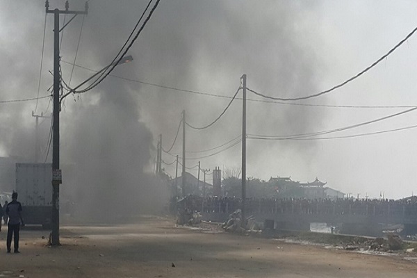 Kerusuhan Dadap, Dua Orang Polisi Luka