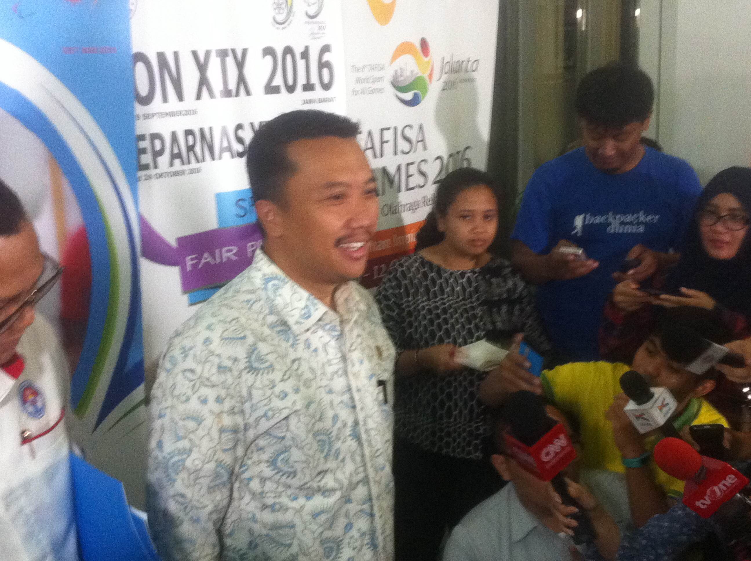 Menpora Enggan Jelaskan Alasan Tidak Membubarkan Tim Transisi
