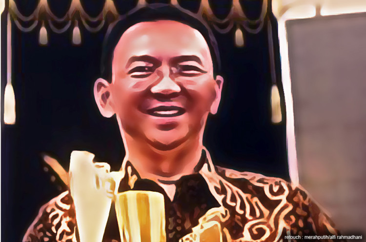 Senyum Lebar Ahok Ketika DKI Jakarta Borong 4 Piala dari Bappenas