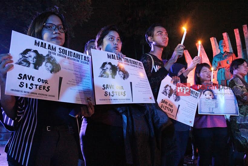 Aksi Malam Solidaritas Untuk Para Korban Kejahatan Seksual