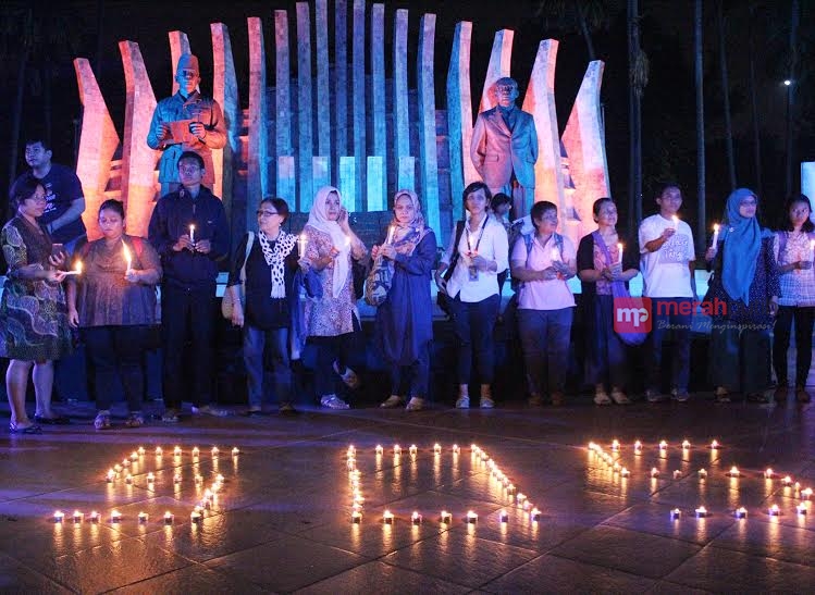 Aksi Malam Solidaritas 40 Hari Kematian YN