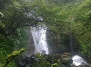 Curug Cikaracak Selalu Bikin Penasaran Pelancong di Bogor