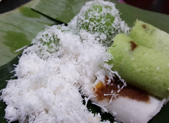 Kue Putu, Si Hijau yang Manis dan Gurih