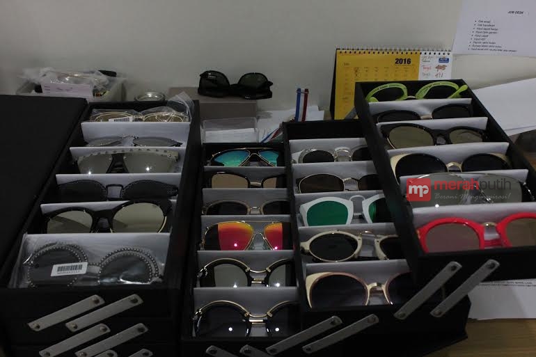 HSF Eyewear Dobrak Model Kacamata Monoton