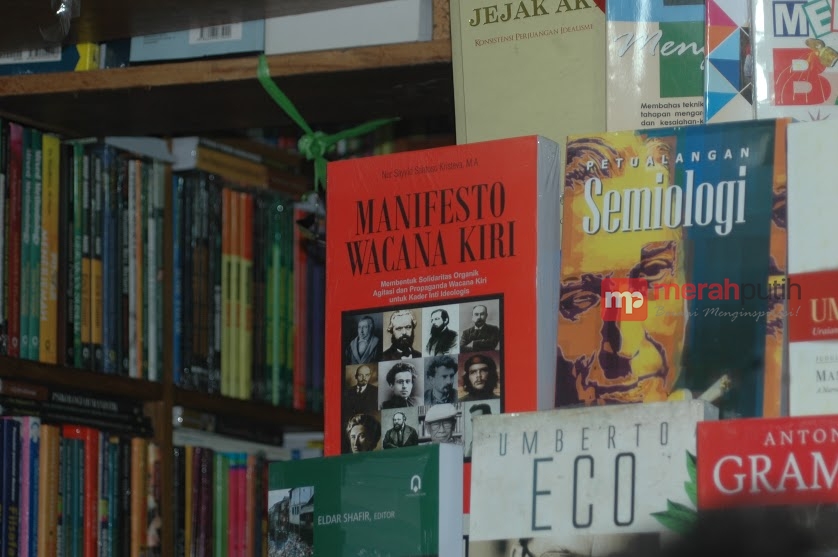 Surga Buku Murah di Shopping Centre Yogyakarta