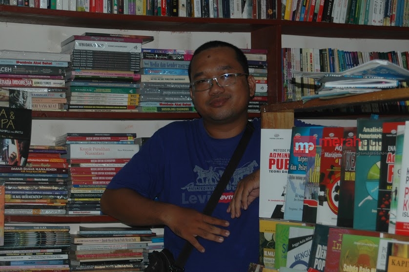 Pedagang Buku Khawatir Bangkrut Karena Digitalisasi Buku