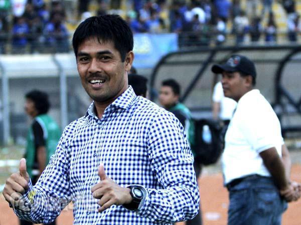 Nil Maizar Akui Semen Padang Belum Beruntung