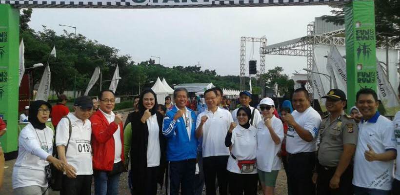 Masyarakat Karawang Antusias Ikuti Surya Fun Run 2016